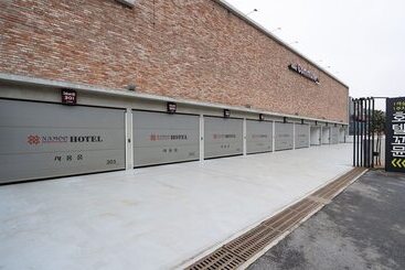 Pocheon Hotel Commune Motel