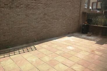 Резиденция Bluewater House   Immaculate 4 Bed In Greenhithe