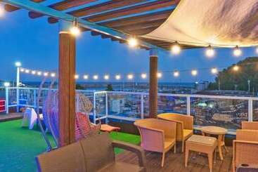 Yangyang Vintage House Pension