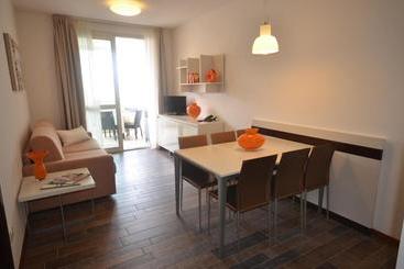 Aparthotel Holiday