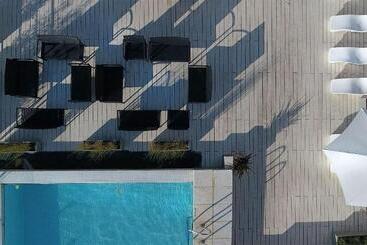 هتل Pinares Panorama Suites & Spa