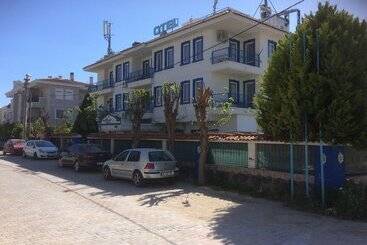 فندق صغير Marigold Otel