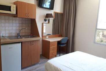 Жильё для туристов Marom Residence Romema