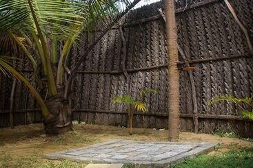 リゾートホテル Palagama Beach