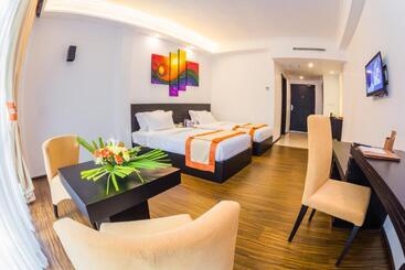 The Covanro Airport Hotel   Katunayake