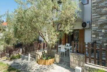 아파트호텔 Elani Elaia Villas