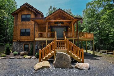 بيت ريفى Hemlock Hideaway
