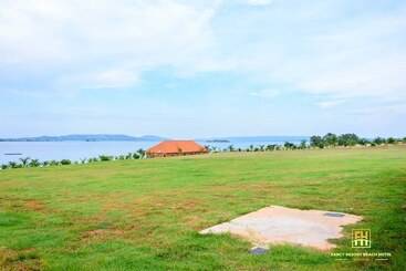 هتل Fancy Resort Beach