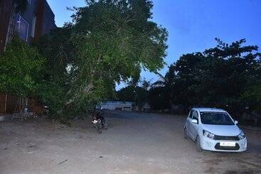 בית מלון כפרי Justa Sarang Rameshwaram
