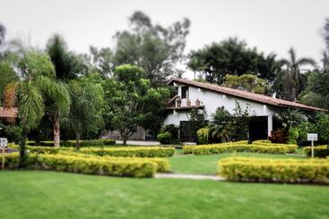 ホテル Posada La Presa