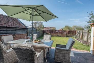 קוטג'' Lovely South Facing Garden, Close To Beach, Aldeburgh