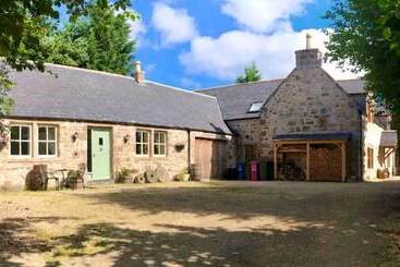 إقامة Millstone Cottage Archiestown