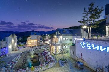 Samcheok Santorini Pension