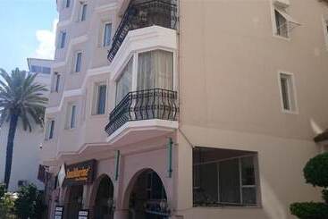 Апарт-отель Alesta Residence