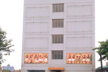 Отель Goroomgo Midway No. 1 Asansol