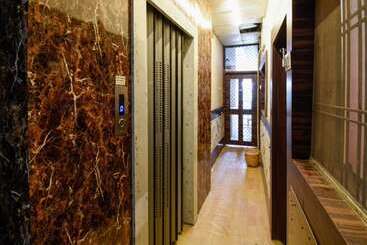 Отель Goroomgo Satyam Residency Jabalpur