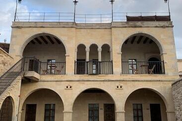 هتل Kayra Cave Suites