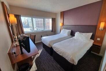 בית מלון כפרי The Clyde