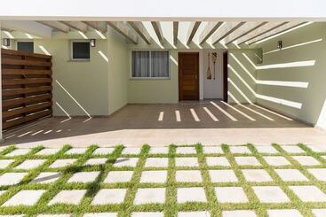 פנסיון Ponta De Inhambupe Residences