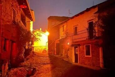 إقامة Orbregno Country House Alto Monferrato Hills