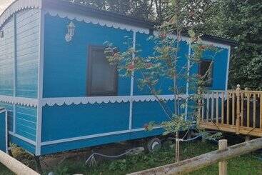 דירת נופש Glamping Hut   Riverview 3