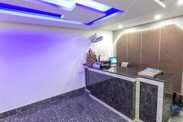 בית מלון כפרי Goroomgo Mundrika Deluxe Patna