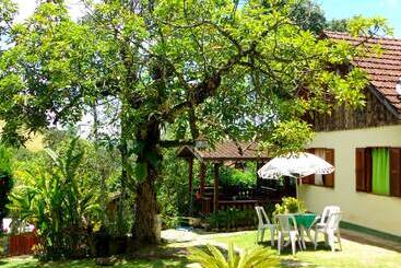 בית מלון כפרי Pousada Caminho Do Escorrega