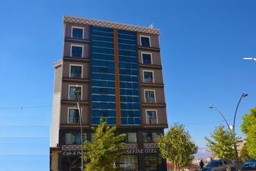 酒店 Sefine