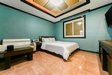 Motel Changwon Palyongdong 25th