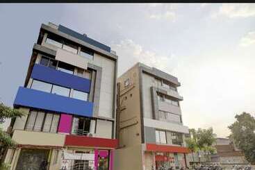 פנסיון Nik Palace Ahmedabad