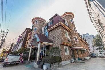 Cheongju Taerim Motel