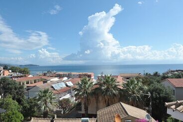 酒店 Apartments Corfu Sun Sea Side