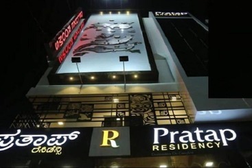 酒店 Iroomz Pratap Residency