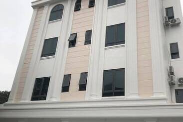 Отель Nam Phong