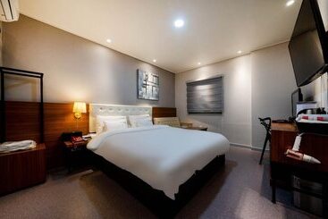 מוטל Changwon Sangnamdong The Bams