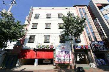 מוטל Pohang Jukdo Market L