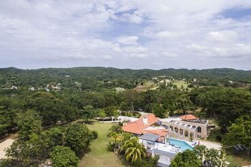 پانسیون High Life Villa