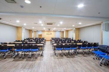 פנסיון Taean Jajaknamu Resort