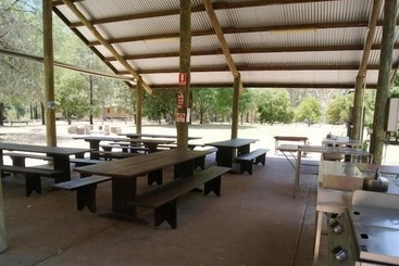 リゾートホテル Big4 Breeze Holiday Parks   Carnarvon Gorge
