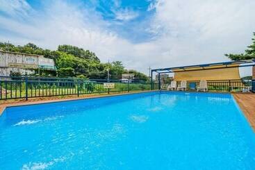 Ganghwa Nakjo Tema Spa Pension