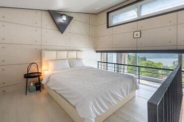 Gapyeong Chagall Spa Pension