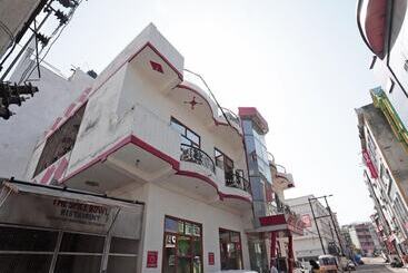 Goroomgo Hotel Balaji Haridwar