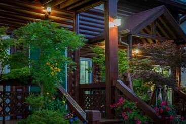 Gurye Jeonmangjoeunjip Pension