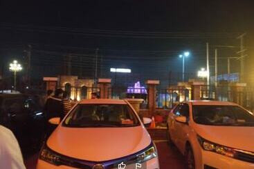 Faletti S Grand Hotel Gujranwala