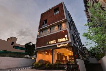 ホテル Treebo Aroma Executive