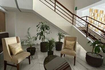 فندق Uttsa Inn