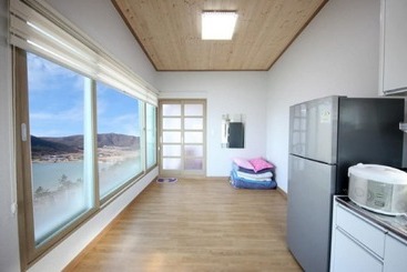 Jindo Arirang Beach Pension