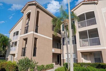 Апарт-отель Kasa Wellington South Florida