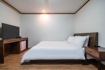 מוטל Hongcheon Ck