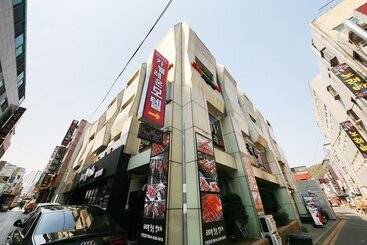 Motel Yongin Chameleon